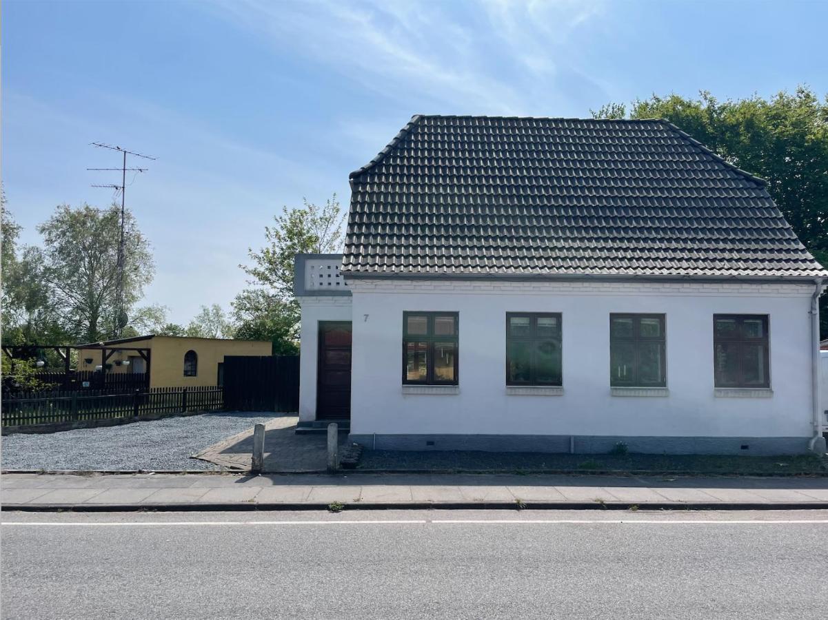 Hyggeligt Sommerhus I Jerup Exterior photo
